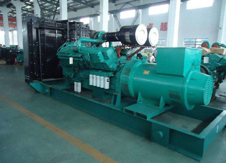 丹巴800kw康明斯柴油发电机组图片 丹巴800kw康明斯柴油发电机组图片